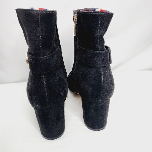 Tommy Hilfiger Hazelle Black  Almond Toe Chunky Heel Side Zip Ankle Boots 9M - Picture 5 of 12